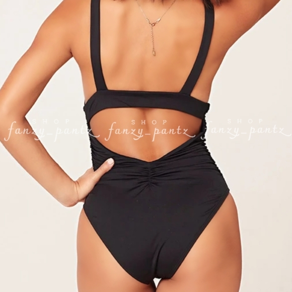 New L*space Sydney One Piece Swimsuit Ruched black - Picture 4 of 6